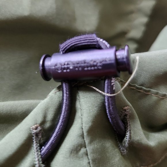 Off-White hooded waterproof windbreaker/jacket/rain coat Sz 12 - Picture 8 of 8